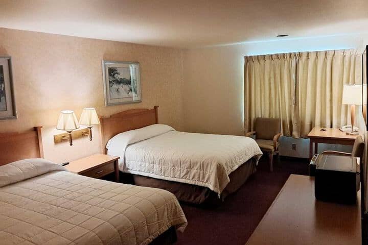 Room 16 of 35
